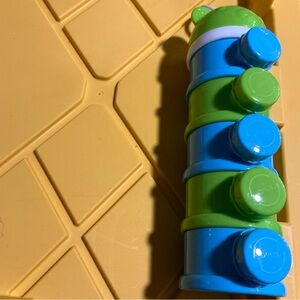 Colorful Snack or formula carrier